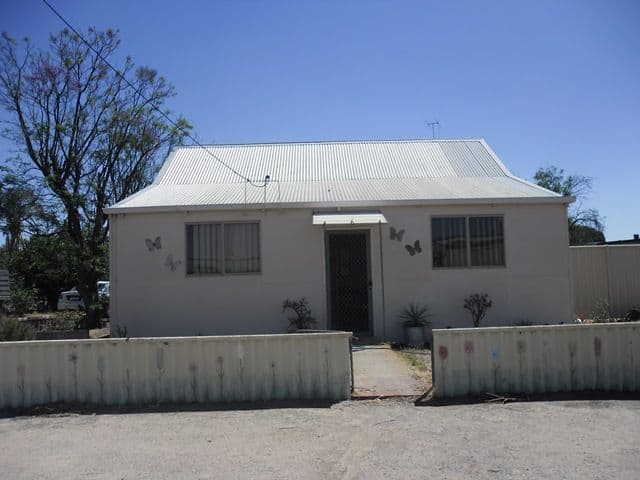 6 Niven Cresent, CARNAMAH WA 6517, Carnamah - Image 1