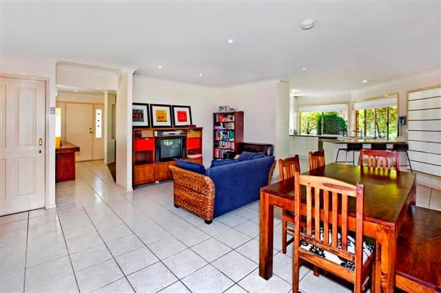 59 Cressbrook Street, EIGHT MILE PLAINS QLD 4113, Eight Mile Plains - Thumbnail 4