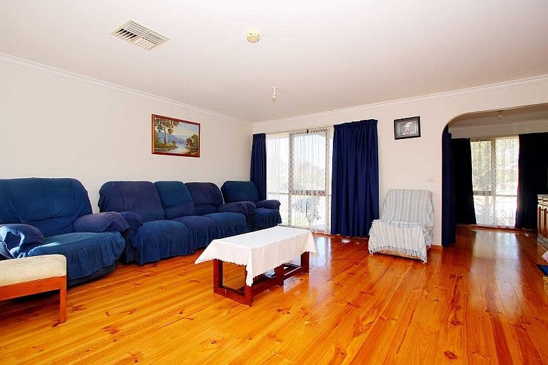 9 Cassia Court, MILL PARK VIC 3082, Mill Park - Thumbnail 3