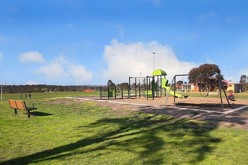 9 Cassia Court, MILL PARK VIC 3082, Mill Park - Thumbnail 6