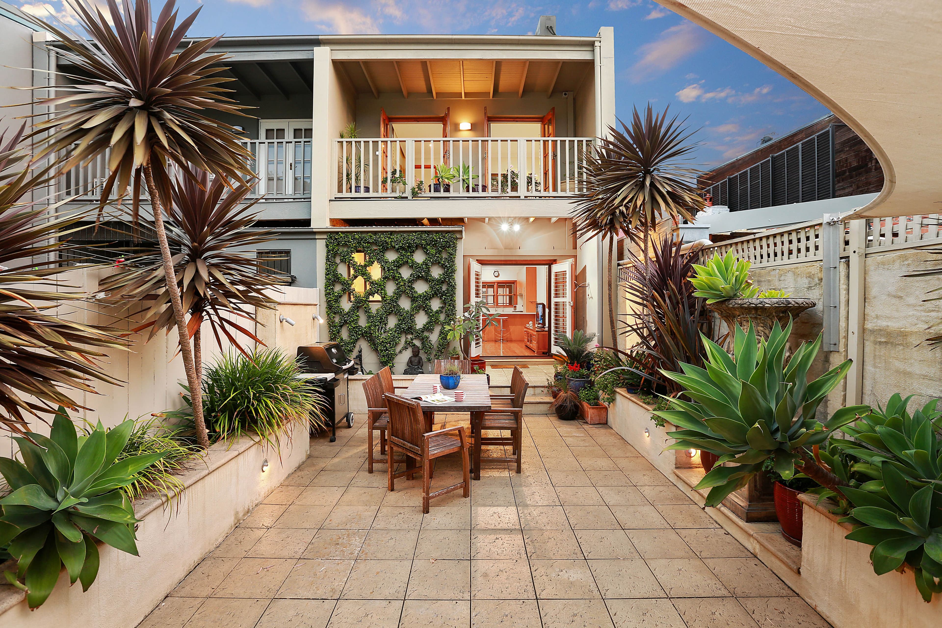 203 Lawrence Street, Alexandria - Thumbnail 2