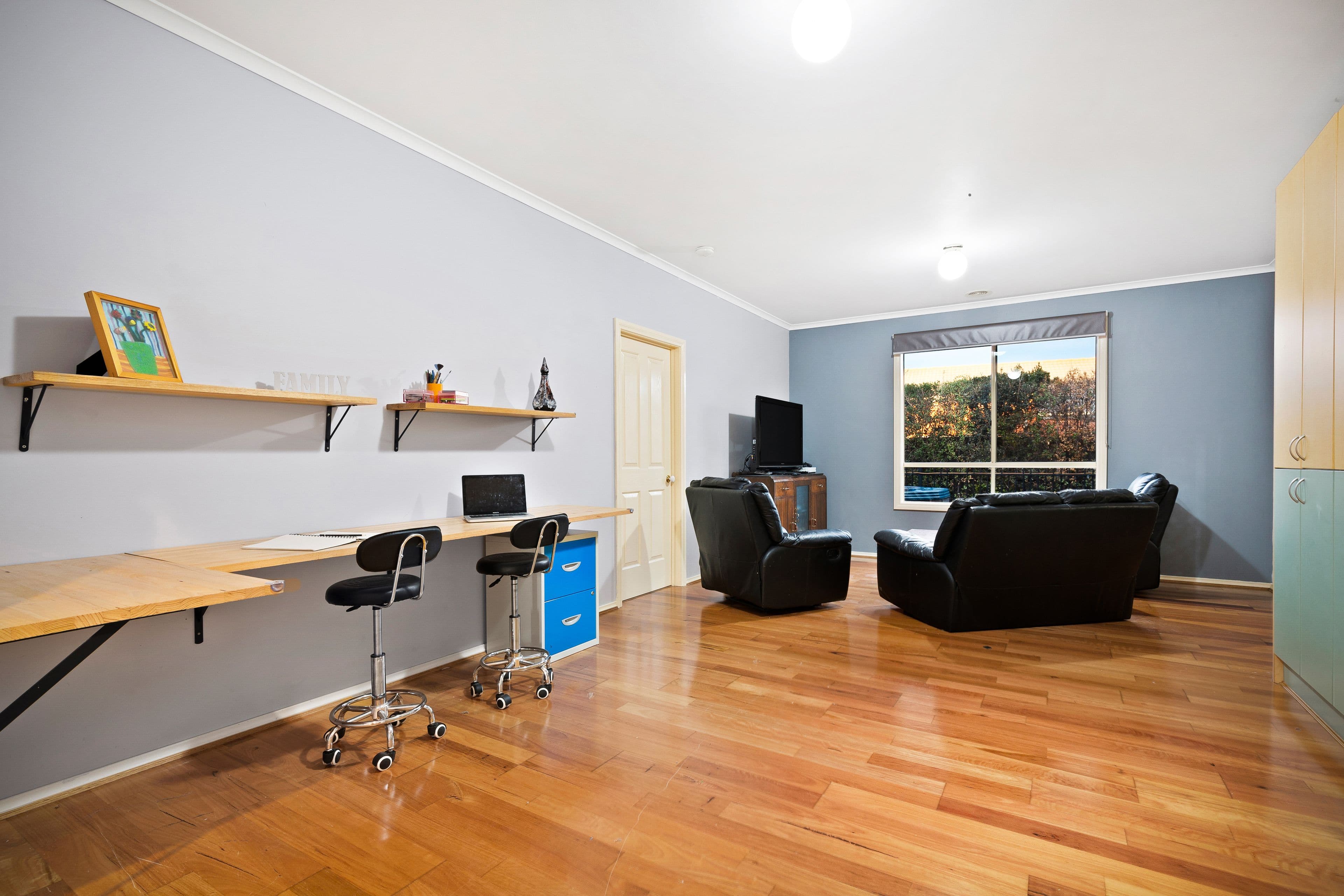 6 Banjo Paterson Drive, Pakenham VIC 3810, Pakenham - Thumbnail 8