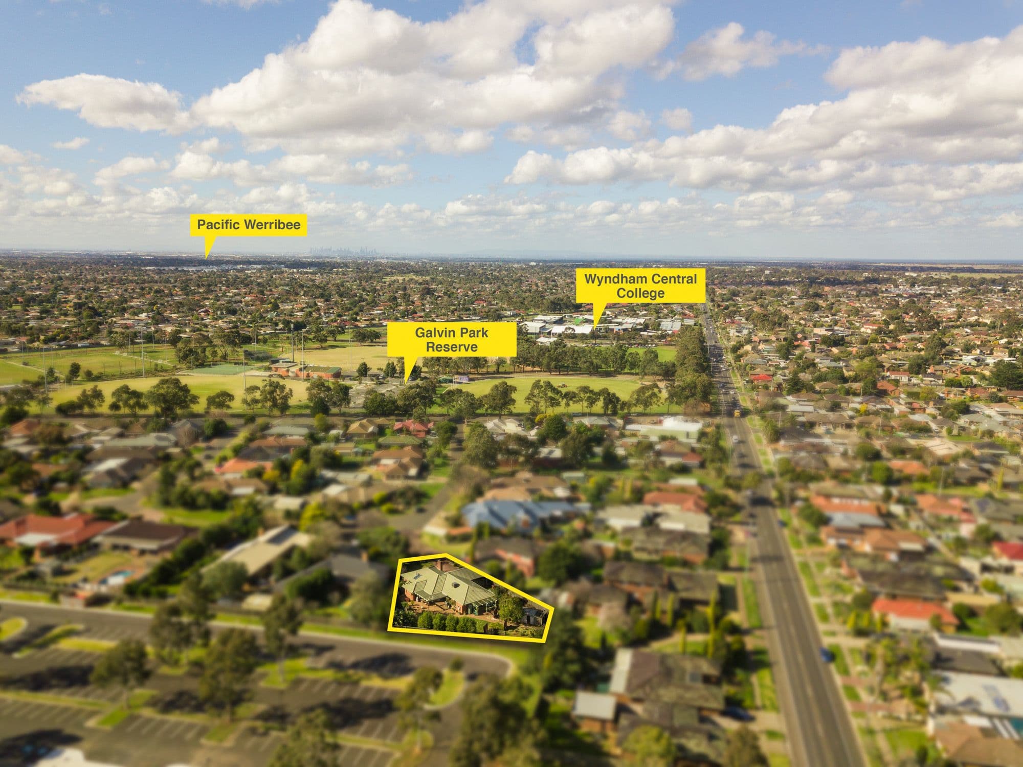 15 Olivetree Close, Werribee VIC 3030, Werribee - Thumbnail 3