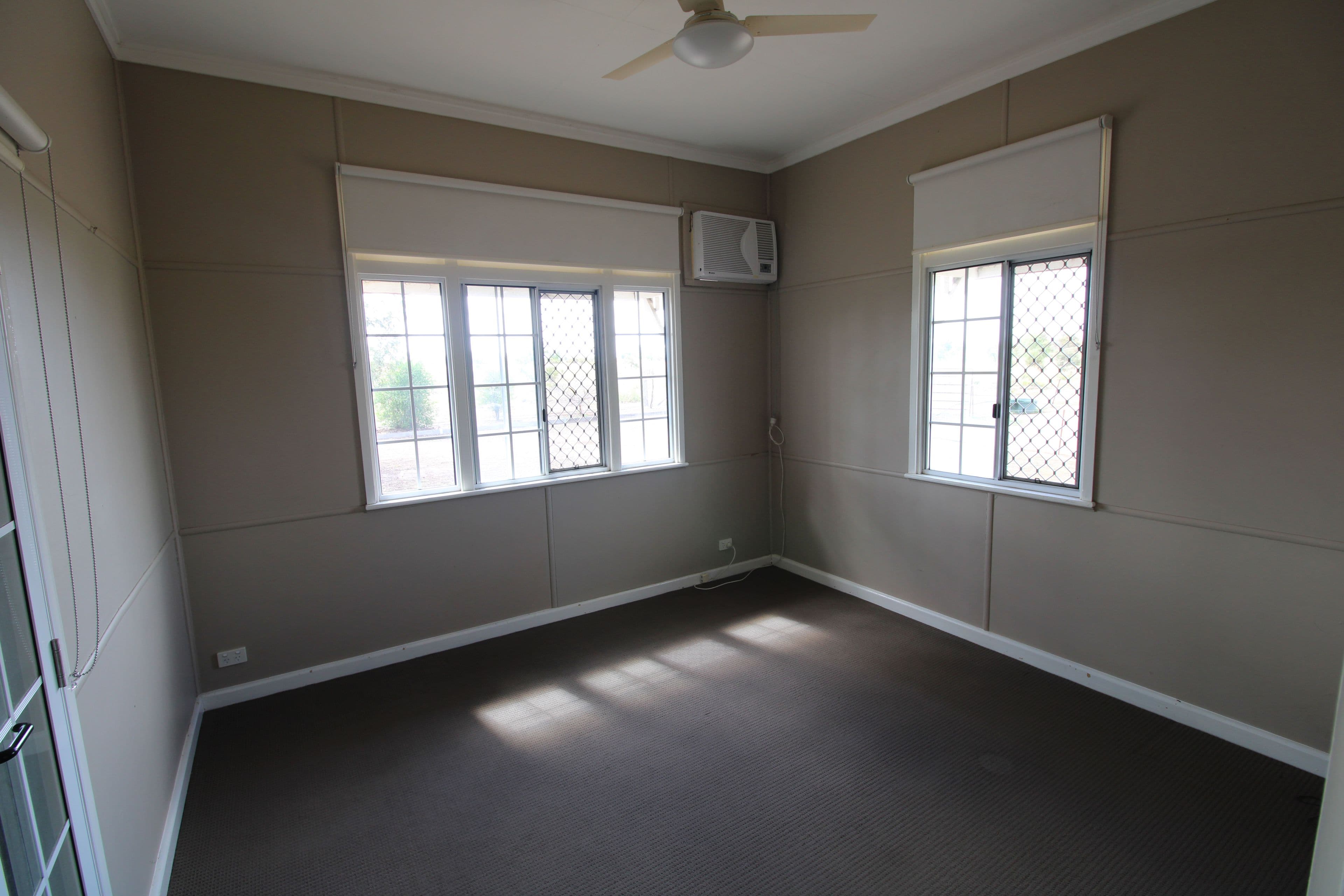 25282 Capricorn Highway, Emerald QLD 4720, Emerald - Thumbnail 5