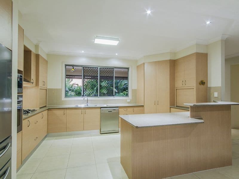 6 Lilac Way, Gaven QLD 4211, Gaven - Thumbnail 3