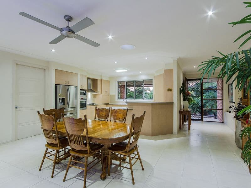 6 Lilac Way, Gaven QLD 4211, Gaven - Thumbnail 5