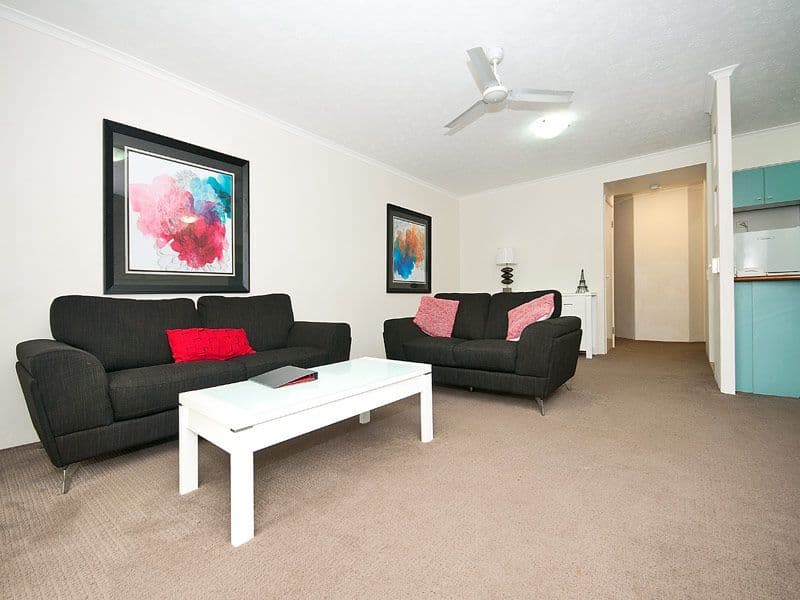 91 'Diamond Beach Resort' 10 Alexandra Avenue, MERMAID BEACH QLD 4218, Mermaid Beach - Thumbnail 4