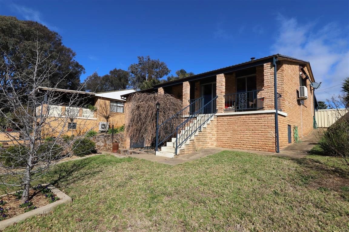 7 Snubba Crescent, Tumut NSW 2720, Tumut - Thumbnail 2