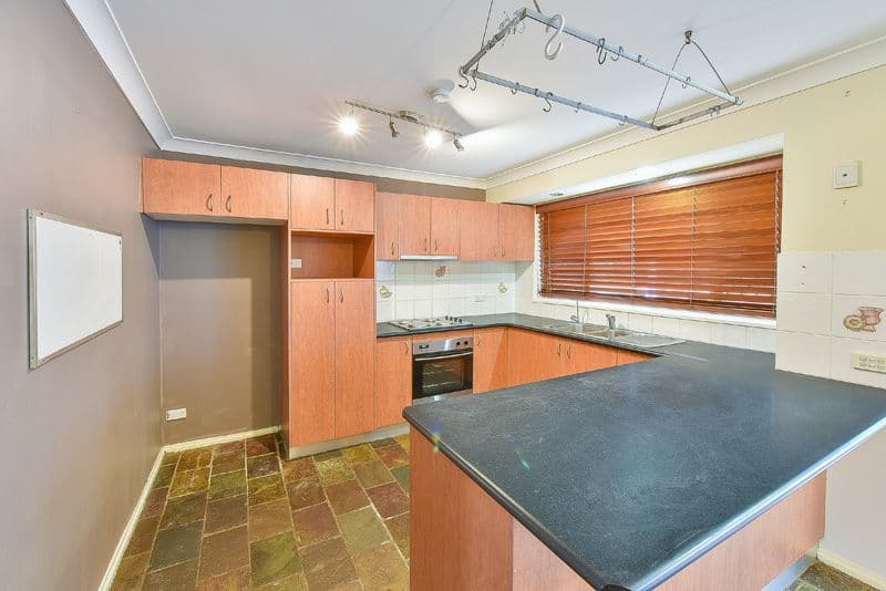 24 Chasselas Avenue, Eschol Park NSW 2558, Eschol Park - Thumbnail 2