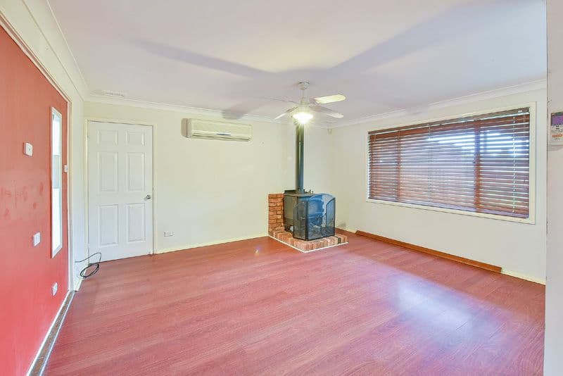 24 Chasselas Avenue, Eschol Park NSW 2558, Eschol Park - Thumbnail 4