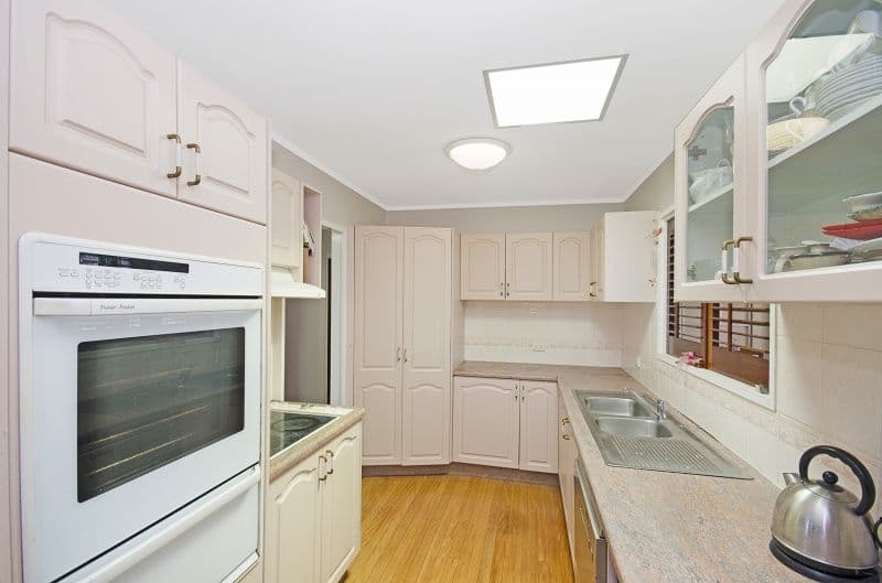 17 Brampton Avenue, CRANBROOK QLD 4814, Cranbrook - Thumbnail 3