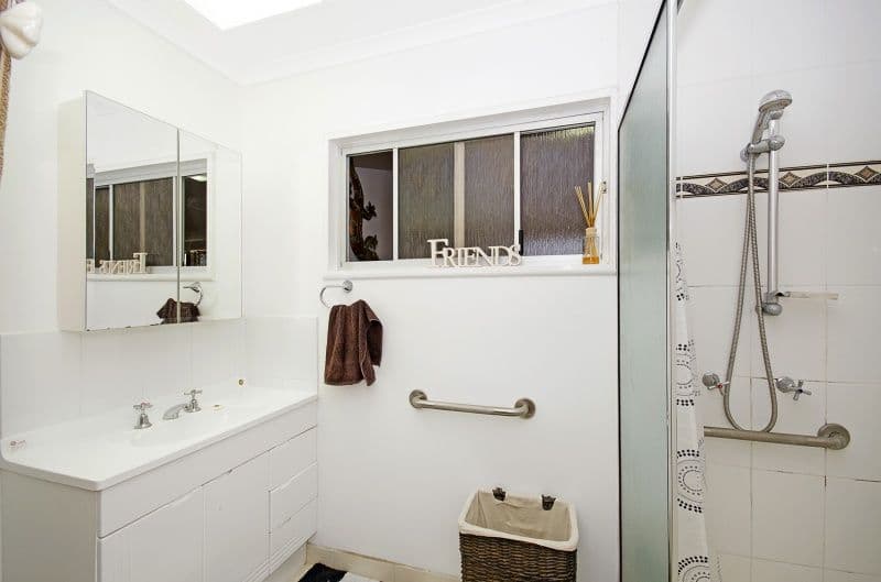 17 Brampton Avenue, CRANBROOK QLD 4814, Cranbrook - Thumbnail 5