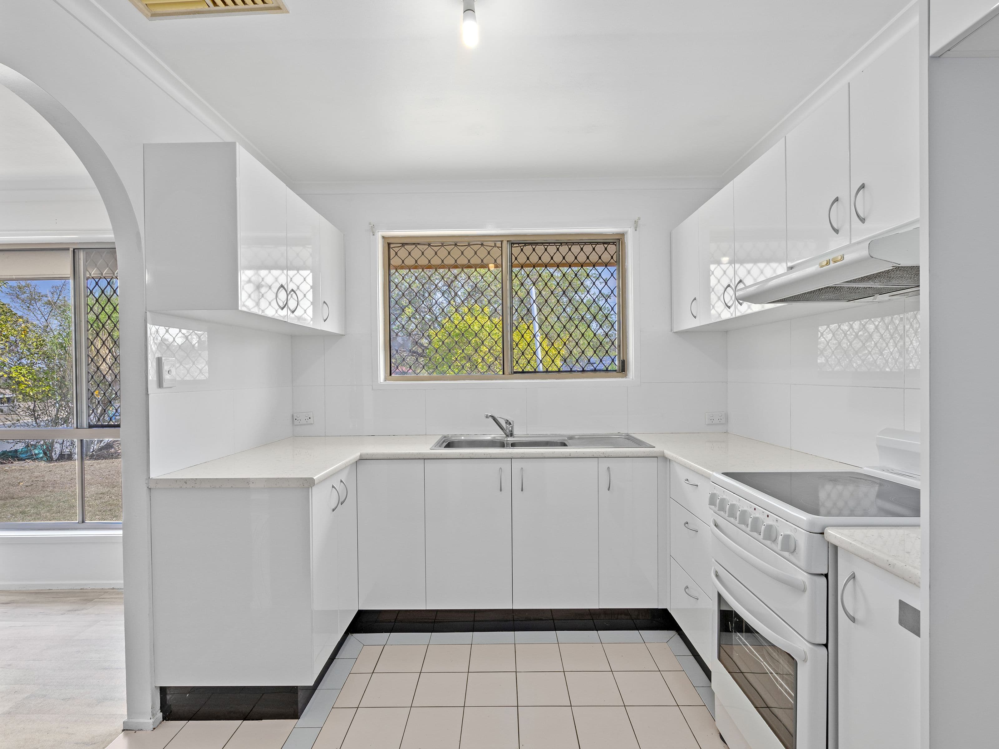 1 Barossa Street, Kingston QLD 4114, Kingston - Thumbnail 3