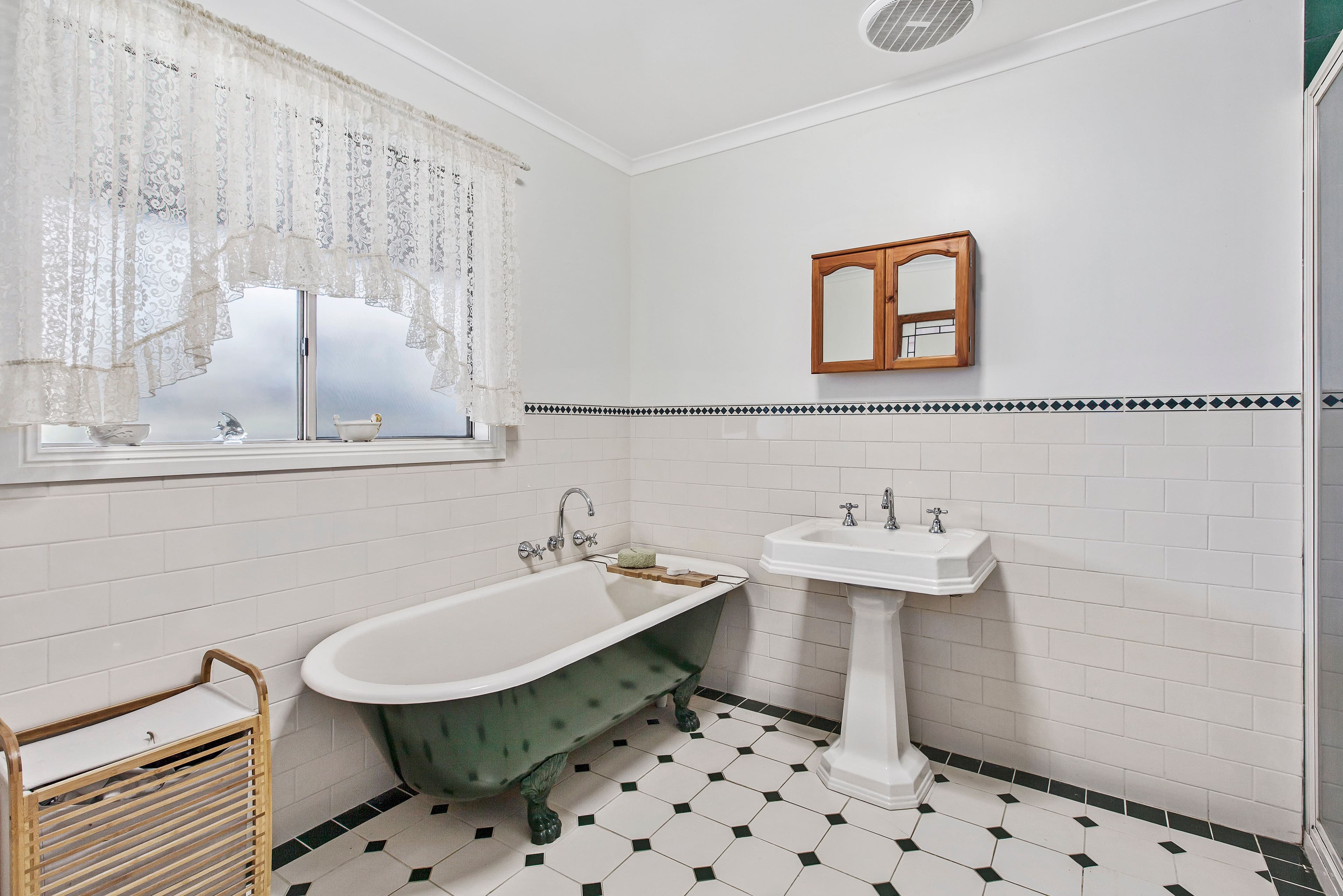 175 Delatite Road, Seymour VIC 3660, Seymour - Thumbnail 3