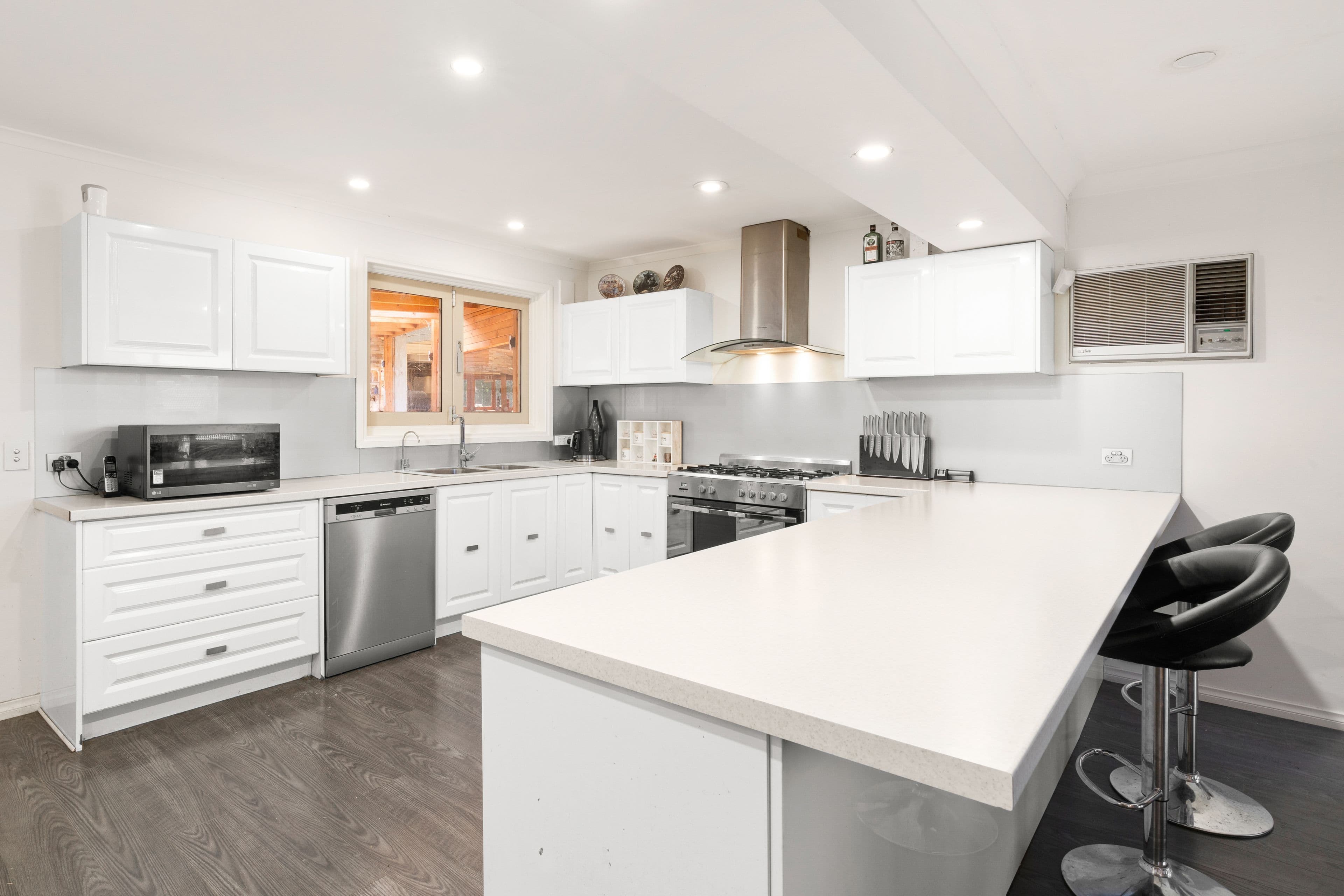 21 Ashton Place, Pakenham VIC 3810, Pakenham - Thumbnail 2