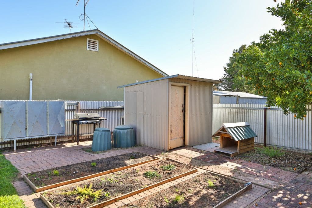 83 Cherry Avenue, Mildura VIC 3500, Mildura - Thumbnail 6
