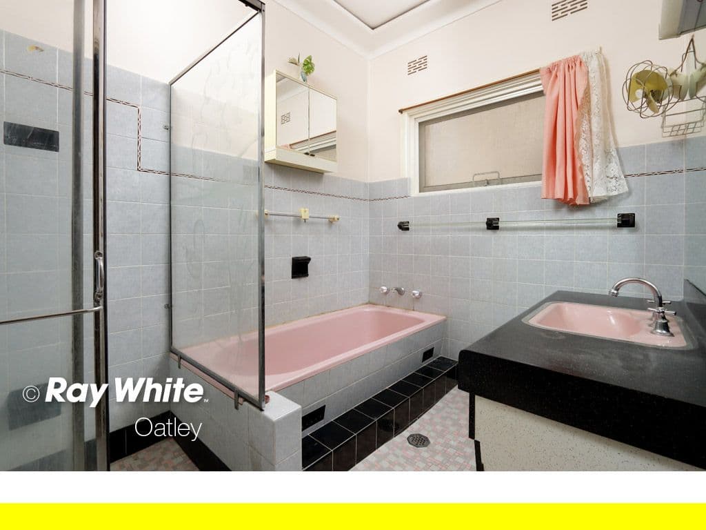 22 Koorabel Street, Lugarno NSW 2210, Lugarno - Thumbnail 5