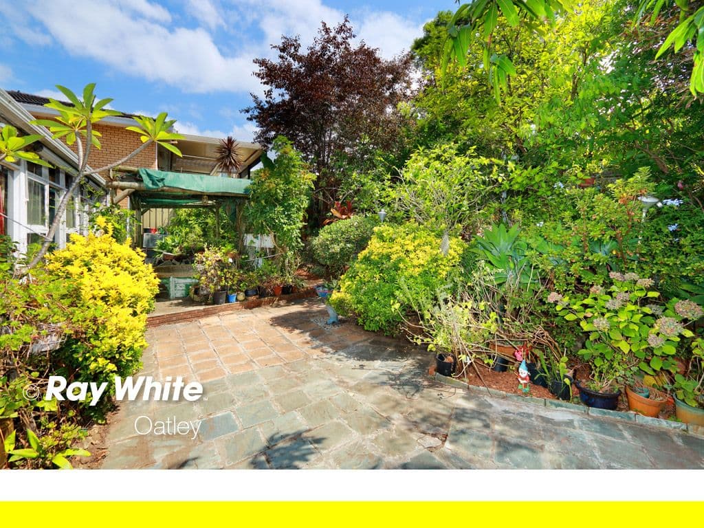 22 Koorabel Street, Lugarno NSW 2210, Lugarno - Thumbnail 7