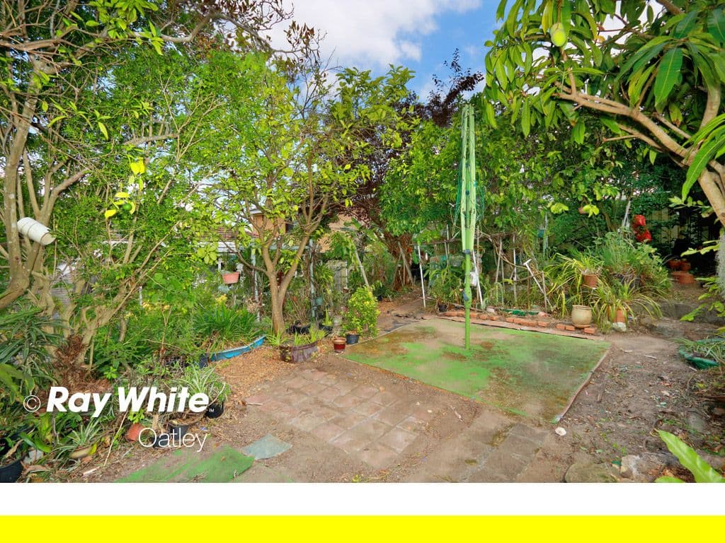 22 Koorabel Street, Lugarno NSW 2210, Lugarno - Thumbnail 8
