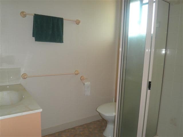 23 Spencer Street, ROMA QLD 4455, Roma - Thumbnail 4