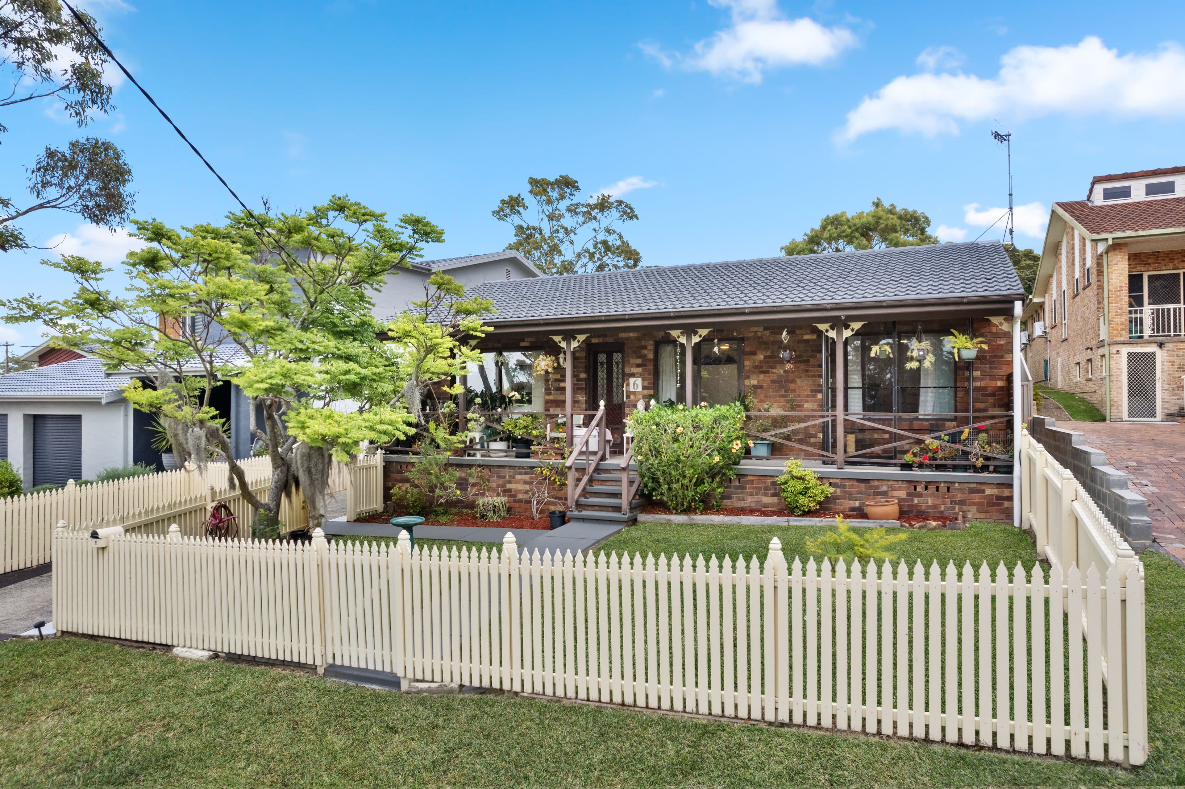 6 Jacqueline Avenue, Gorokan NSW 2263, Gorokan - Thumbnail 2