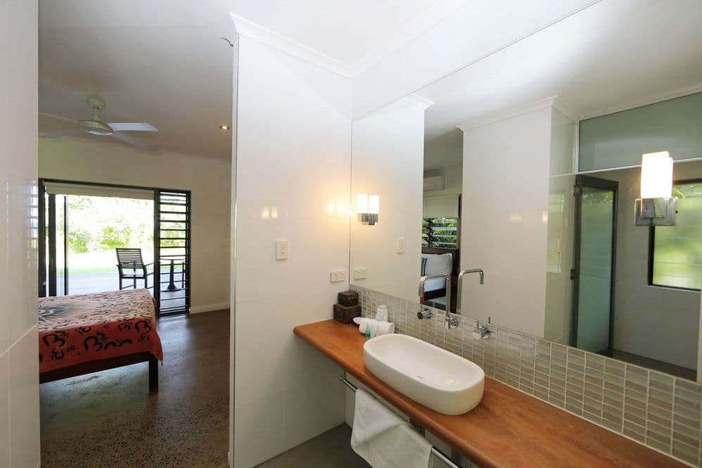 14 Donkin Lane, Mission Beach QLD 4852, Mission Beach - Thumbnail 8