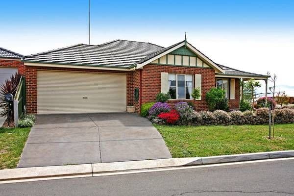 32 Parkwood Drive, HIGHTON VIC 3216, Highton - Thumbnail 2
