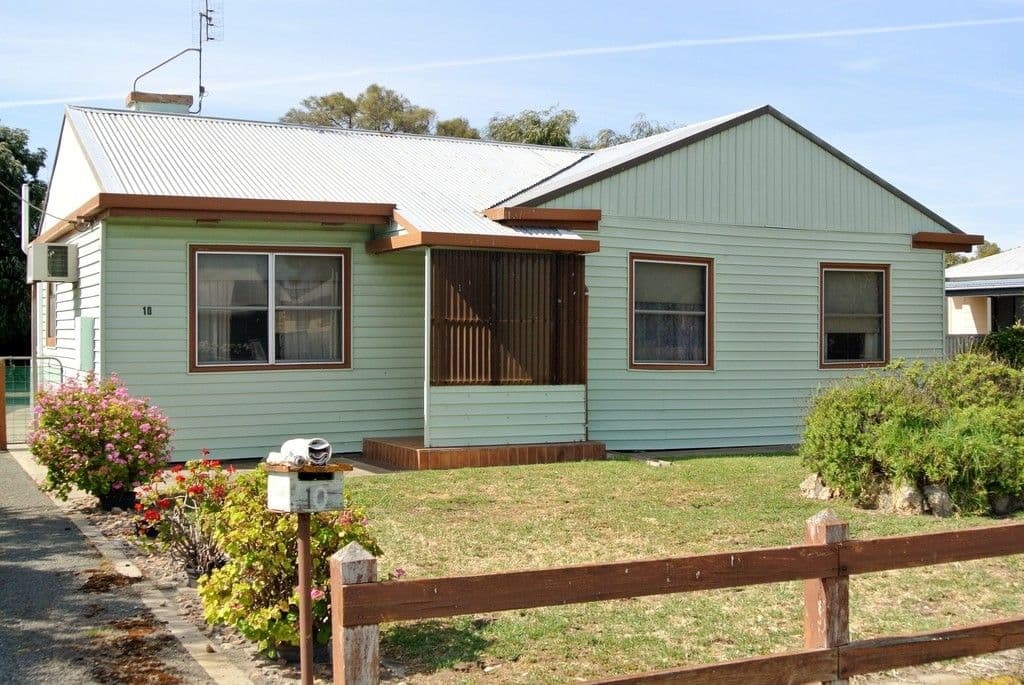 10 Caulfield Court, Shepparton, Shepparton - Image 1
