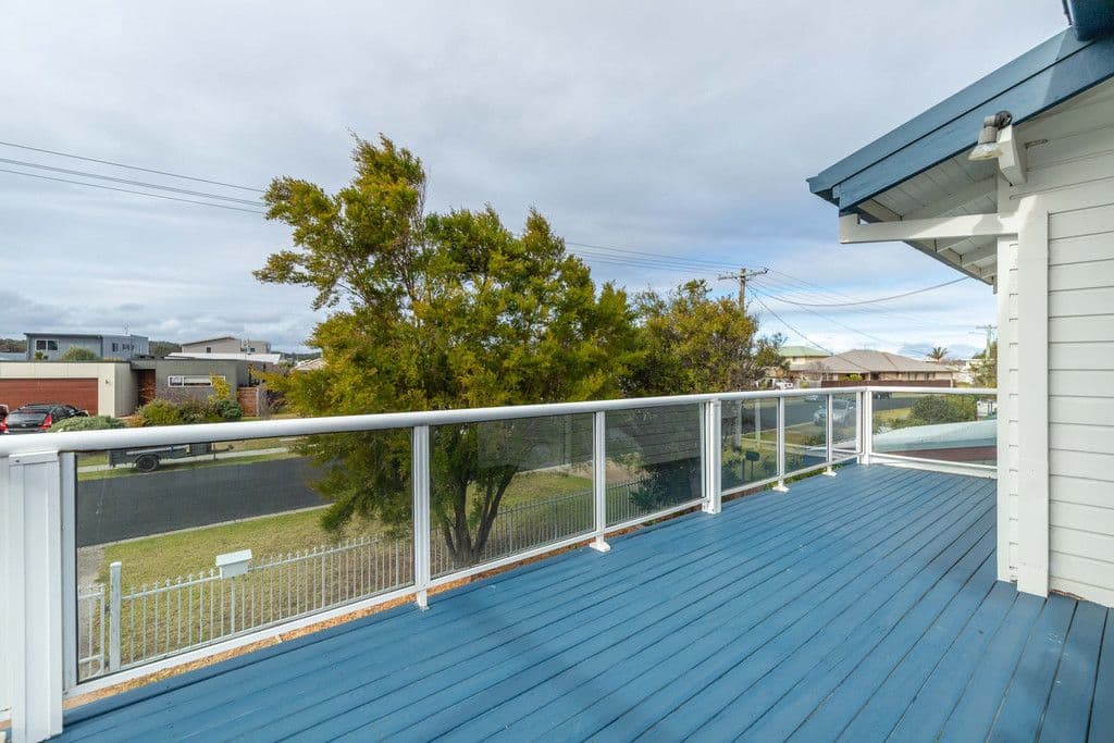 11 Red Hill Parade, Tomakin NSW 2537, Tomakin - Thumbnail 2