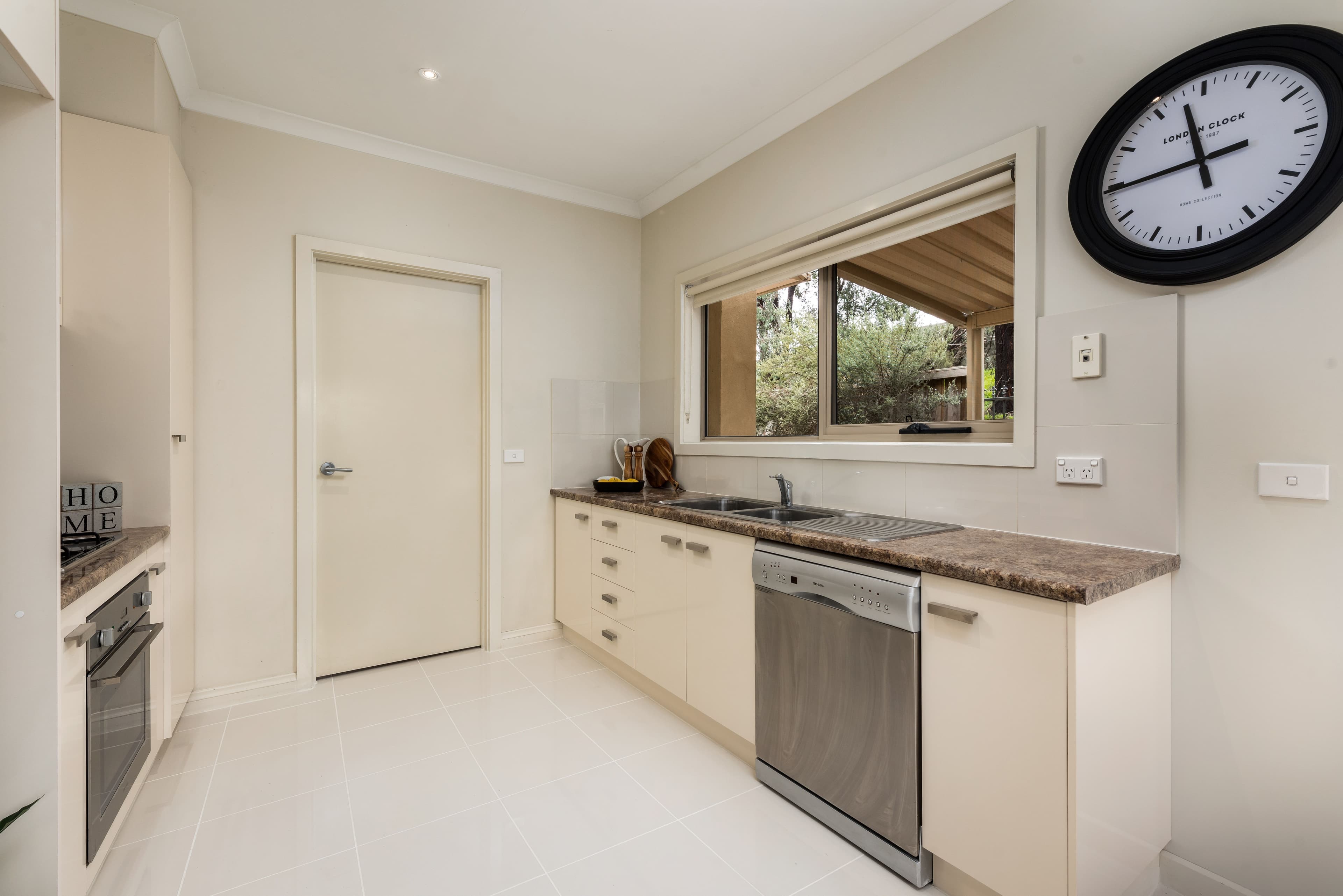 3 Coyne Walk, Bundoora VIC 3083, Bundoora - Thumbnail 6