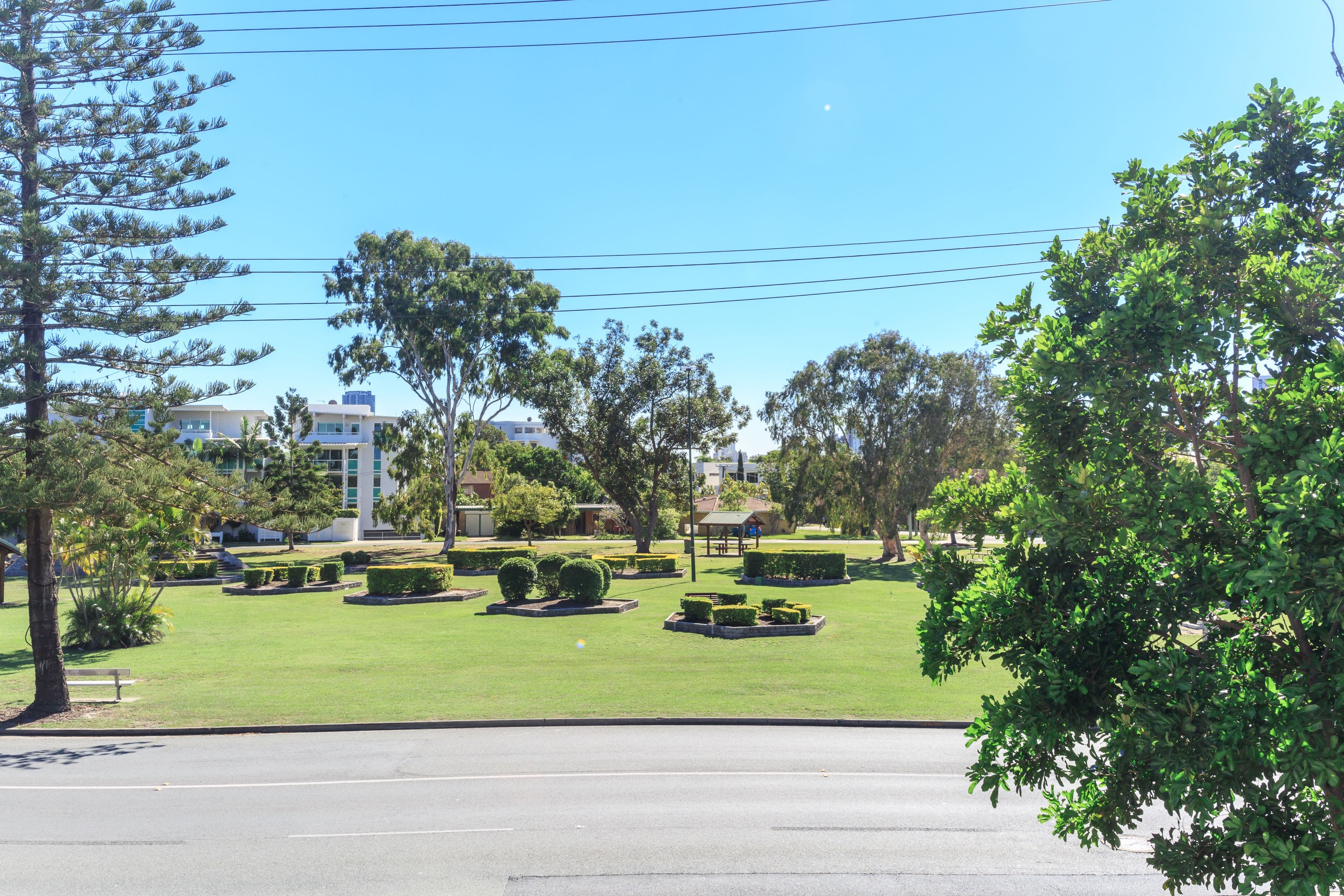 74 Thomas Drive, Chevron Island QLD 4217, Chevron Island - Thumbnail 3