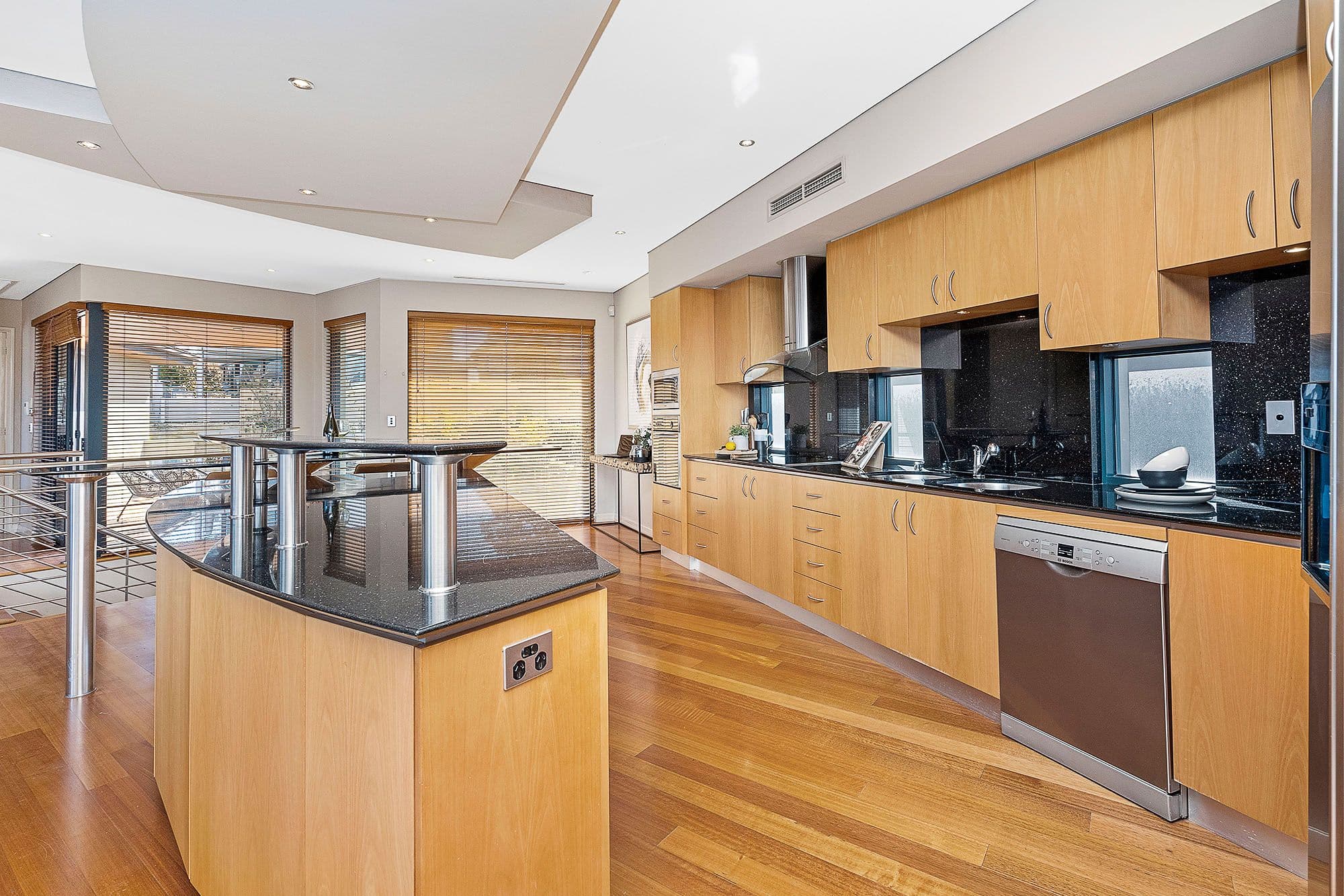 18 Saddington Crescent, Mosman Park WA 6012, Mosman Park - Thumbnail 6