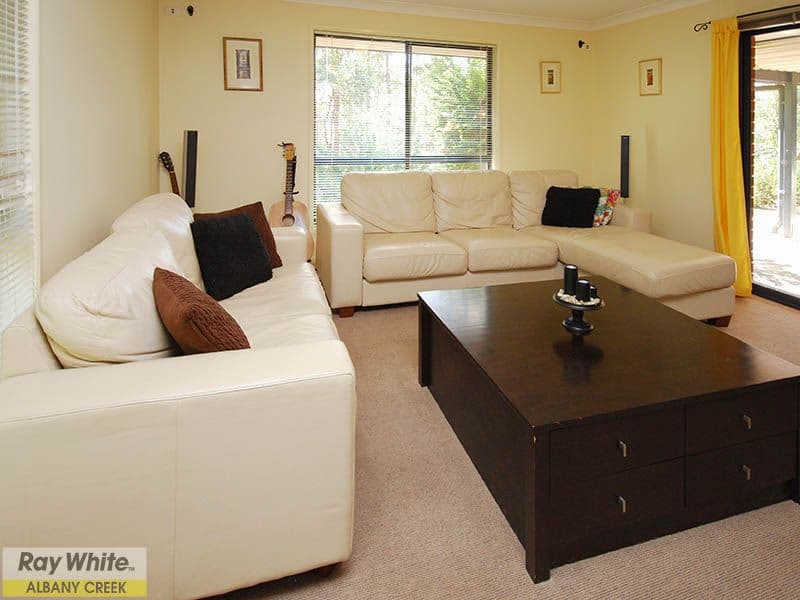 17 Ken Duncombe Drive, CASHMERE QLD 4500, Cashmere - Thumbnail 2