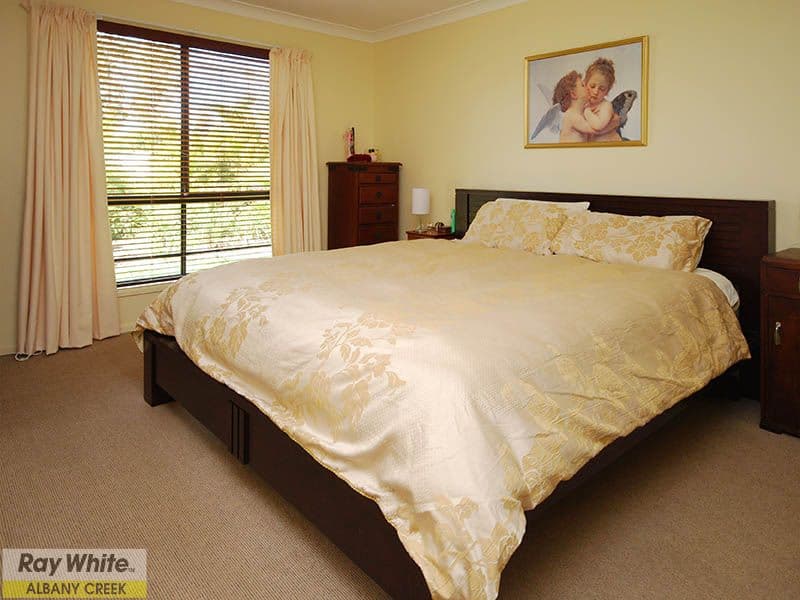 17 Ken Duncombe Drive, CASHMERE QLD 4500, Cashmere - Thumbnail 4