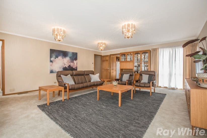 132 Garden Grove Drive, Mill Park VIC 3082, Mill Park - Thumbnail 2