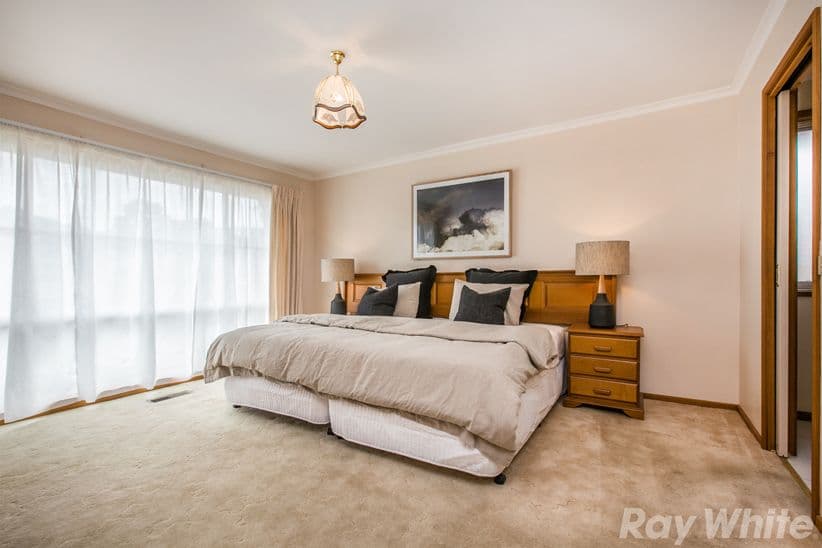 132 Garden Grove Drive, Mill Park VIC 3082, Mill Park - Thumbnail 5