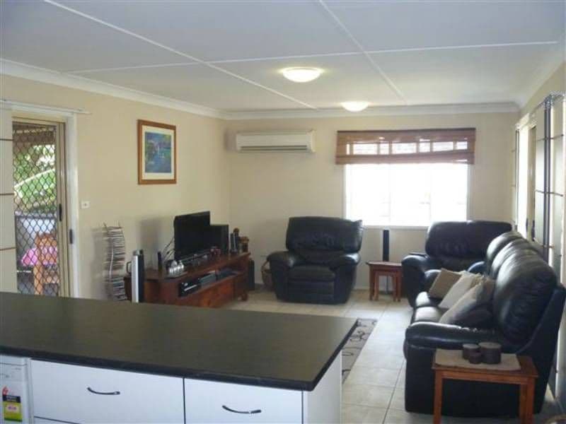 26 Busteed Street, WEST GLADSTONE QLD 4680, West Gladstone - Thumbnail 3