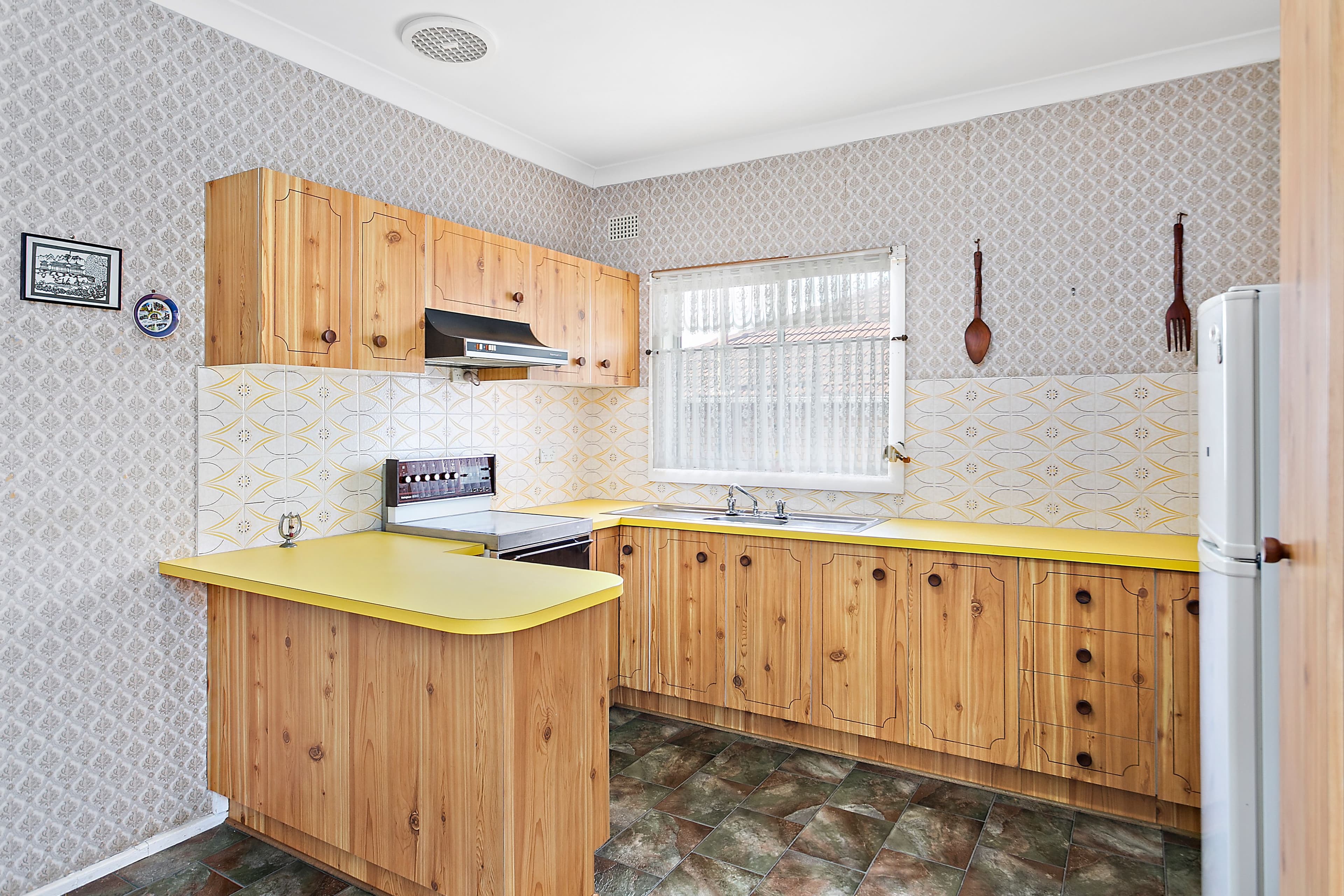 43 Cassia Street, Barrack Heights - Thumbnail 2
