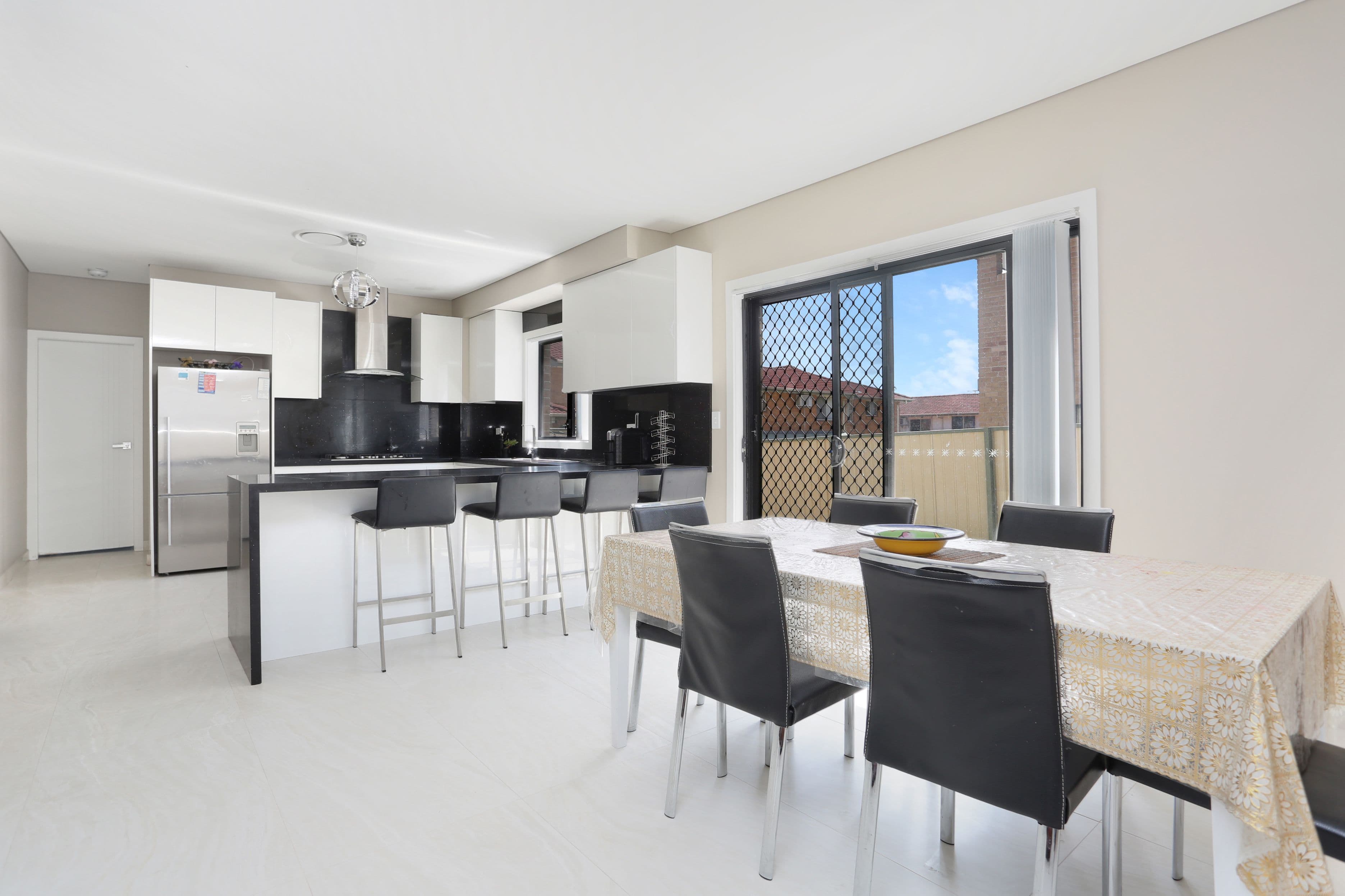 970 Woodville Road, Villawood - Thumbnail 2