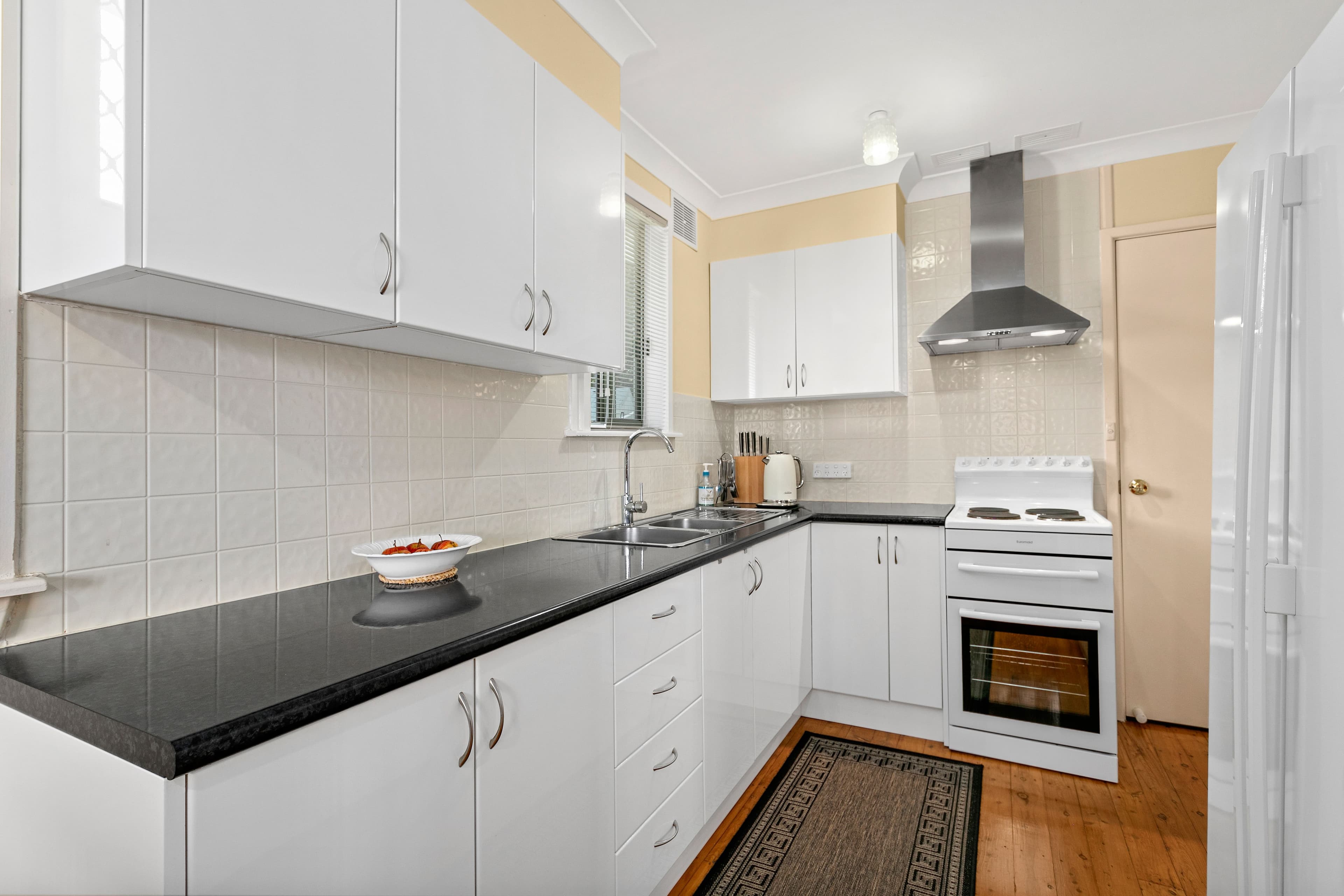 28 Messenger Road, Barrack Heights NSW 2528, Barrack Heights - Thumbnail 2