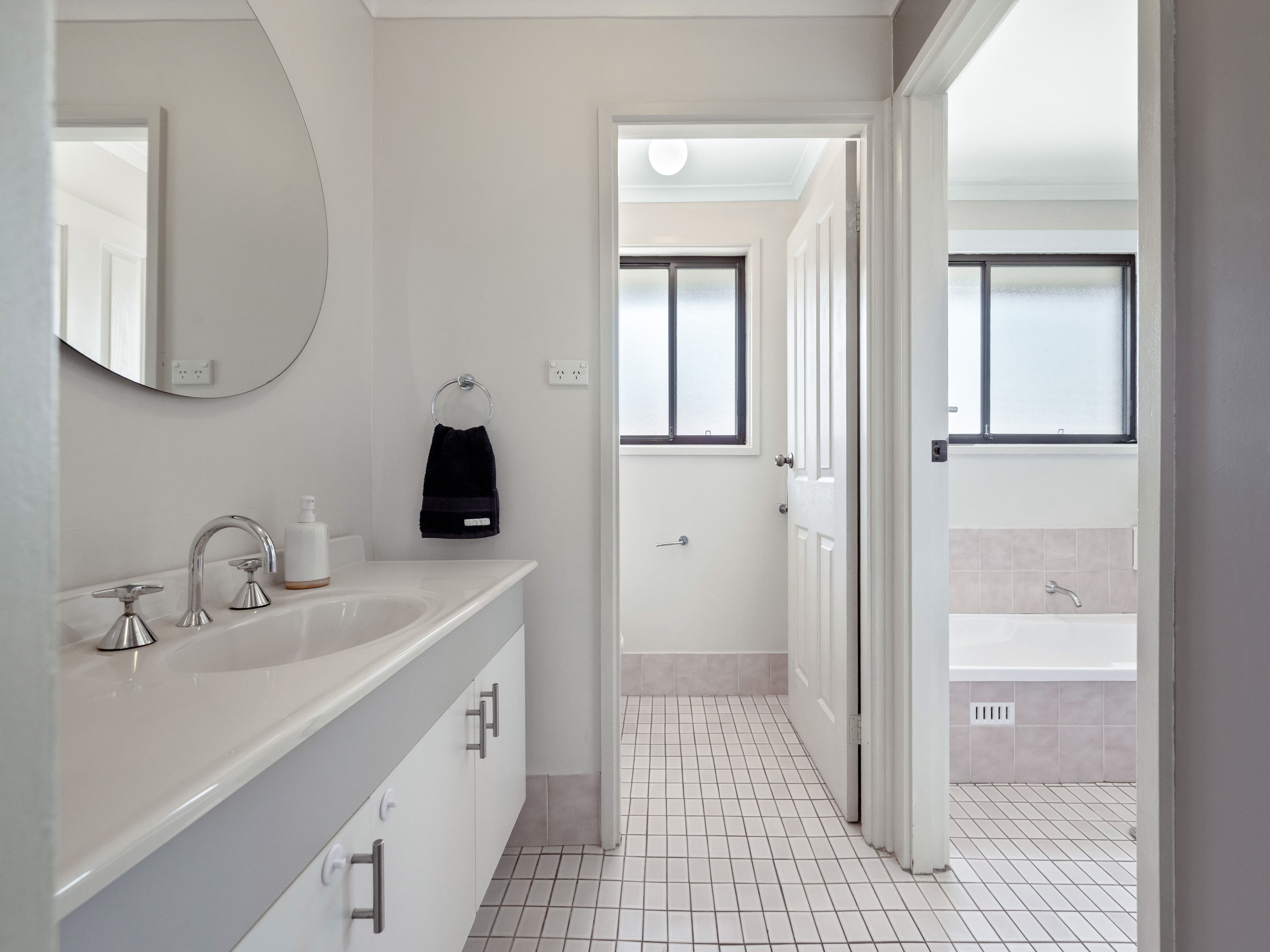 40 Romeo Crescent, Rosemeadow NSW 2560, Rosemeadow - Thumbnail 7