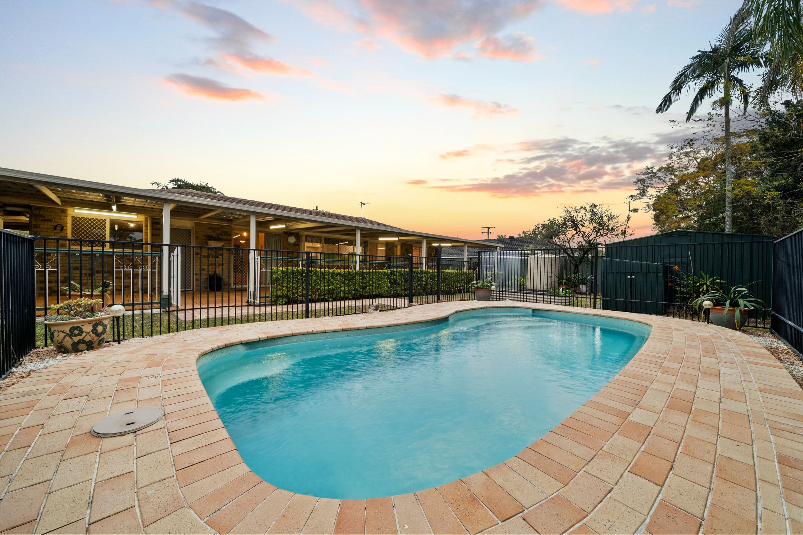 14 Westwood Drive, Hillcrest QLD 4118, Hillcrest - Thumbnail 2