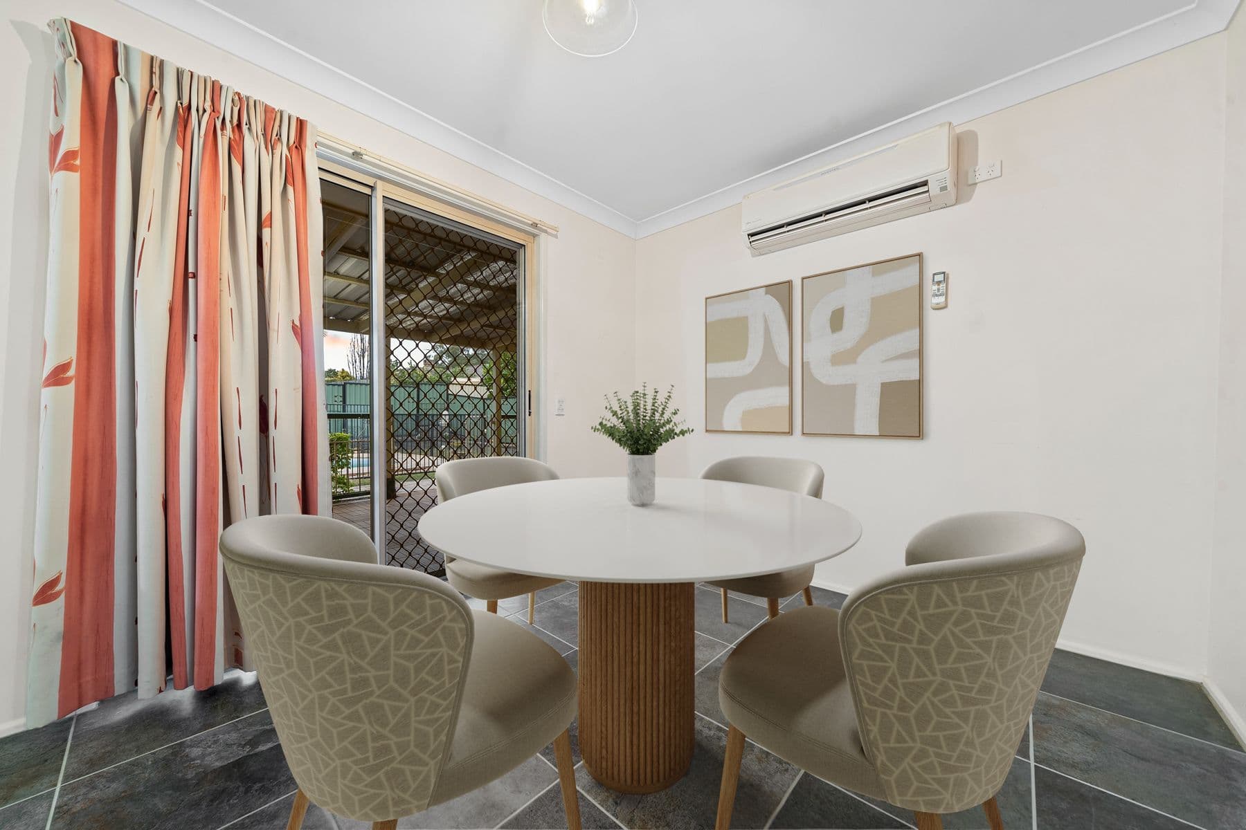 14 Westwood Drive, Hillcrest QLD 4118, Hillcrest - Thumbnail 4