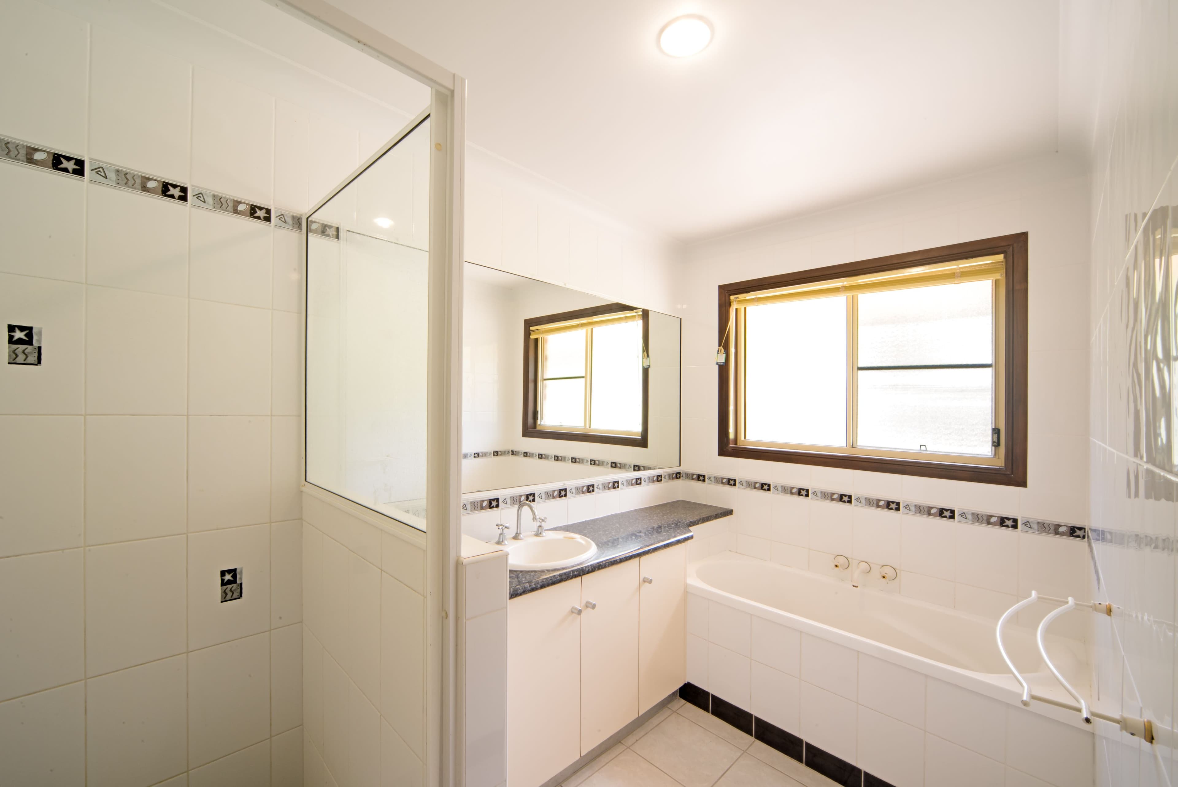 65 Parkwood Terrace, Cannonvale QLD 4802, Cannonvale - Thumbnail 6