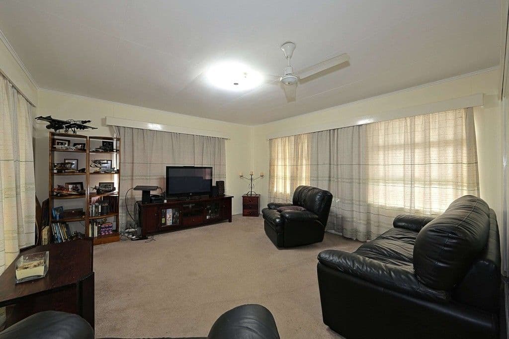 44 Takalvan Street, SVENSSON HEIGHTS QLD 4670, Svensson Heights - Thumbnail 5