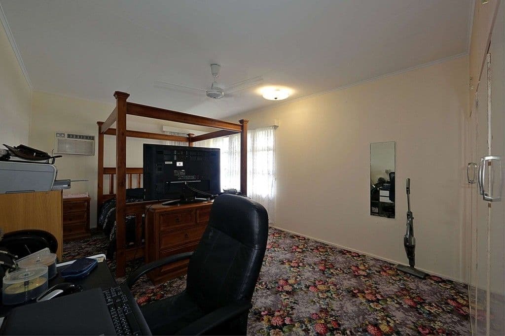 44 Takalvan Street, SVENSSON HEIGHTS QLD 4670, Svensson Heights - Thumbnail 7