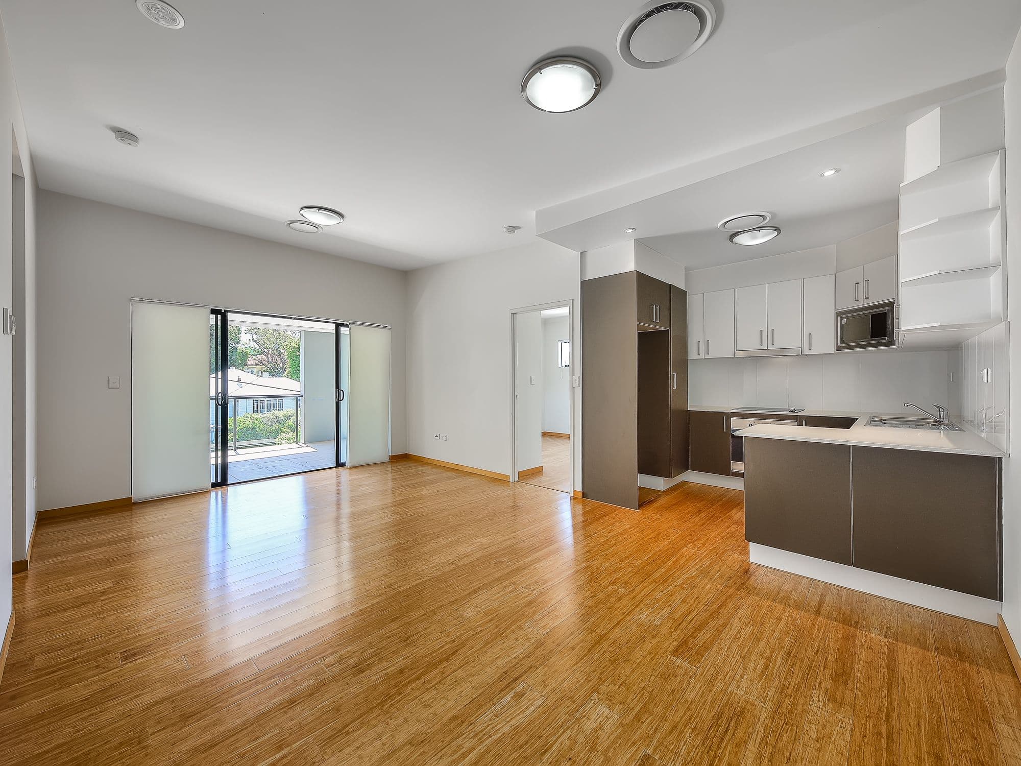 8 Lapstone Crescent, Yallambie, Yallambie - Thumbnail 2