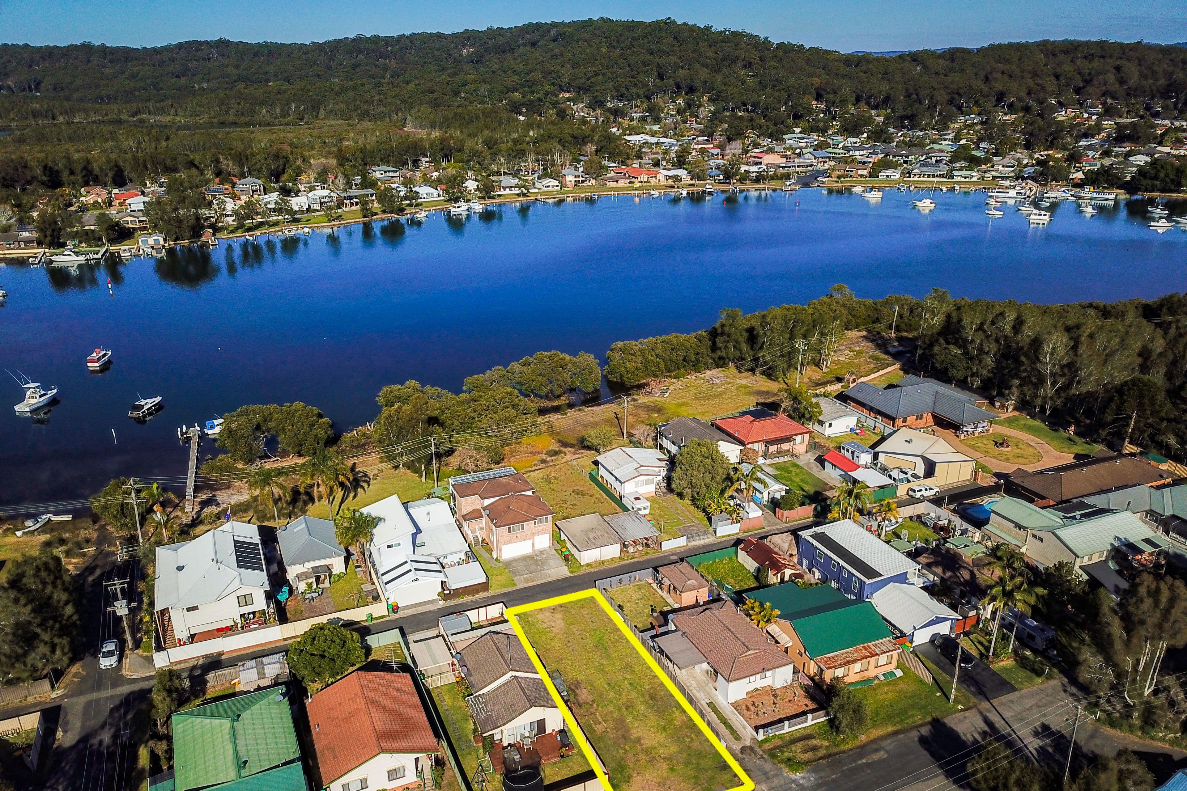 128 Kincumber Crescent, Davistown NSW 2251, Davistown - Image 1