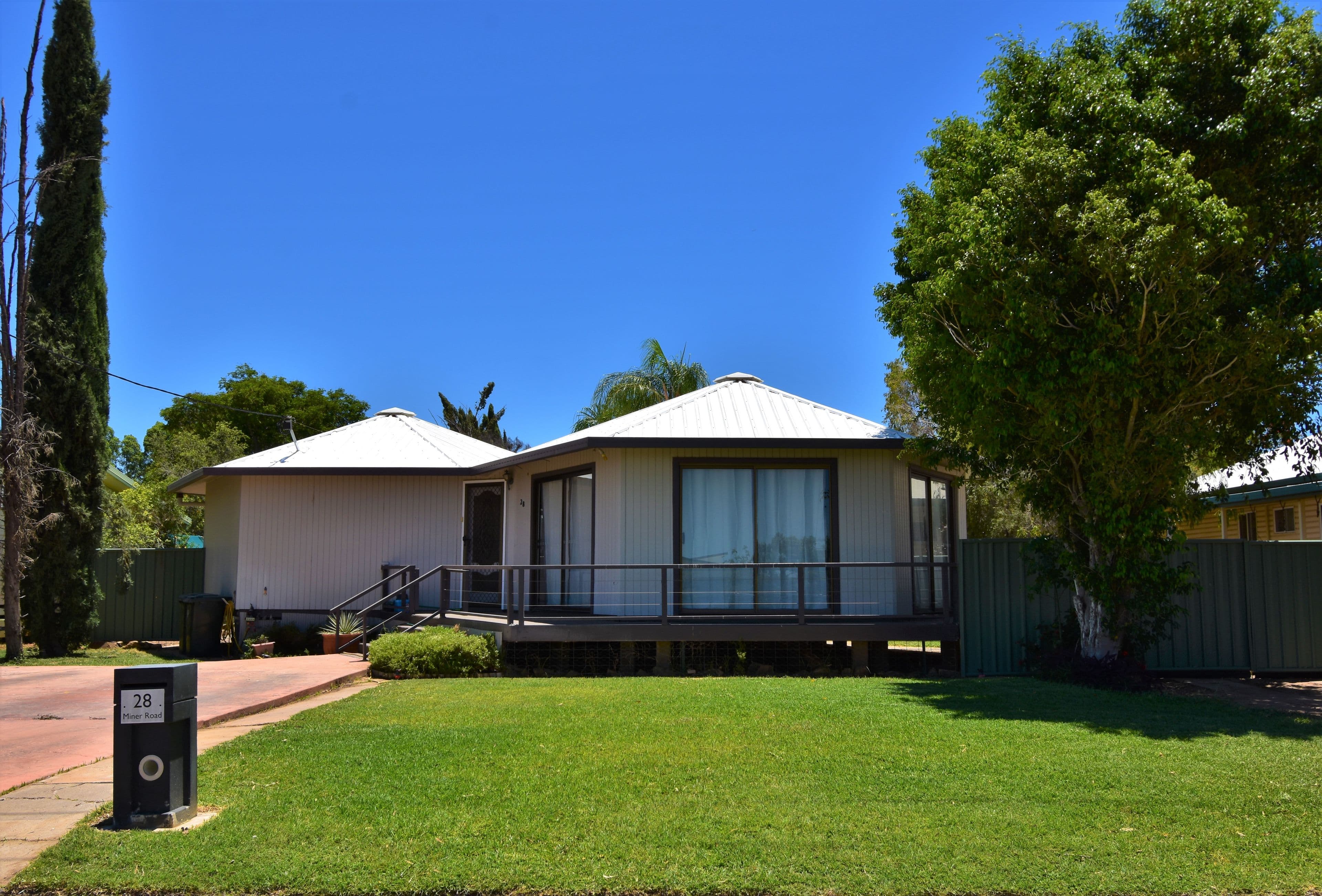 28 Miner Road, Longreach QLD 4730, Longreach - Image 1