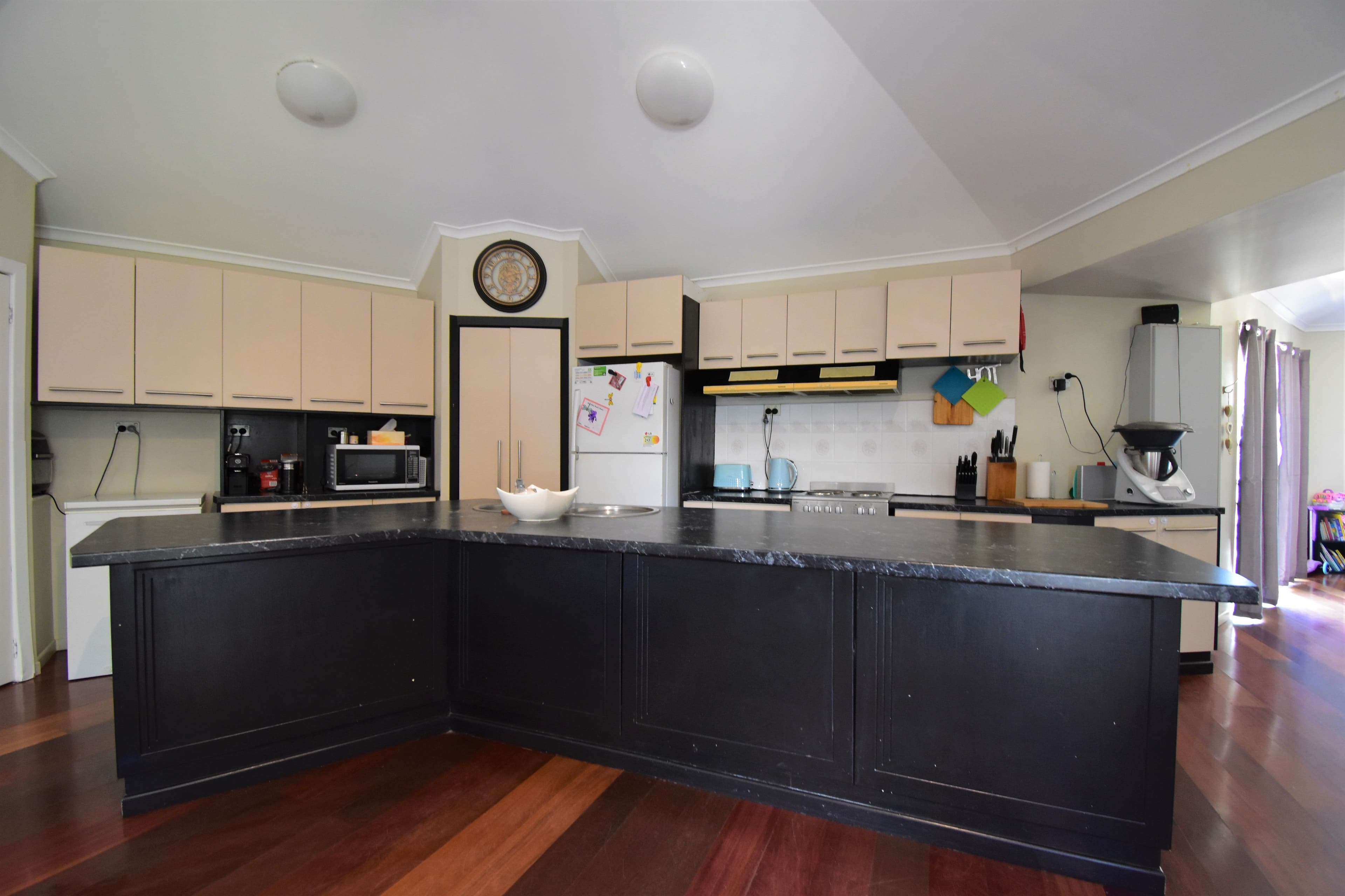 28 Miner Road, Longreach QLD 4730, Longreach - Thumbnail 3